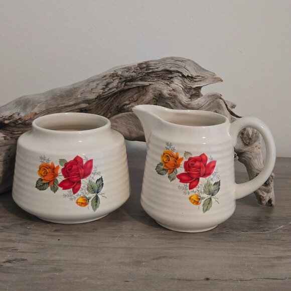 3 For 55 👍🫶 Mid Century Modern Floral Ceramic Cream & Sugar Jugs - Picture 1 of 5